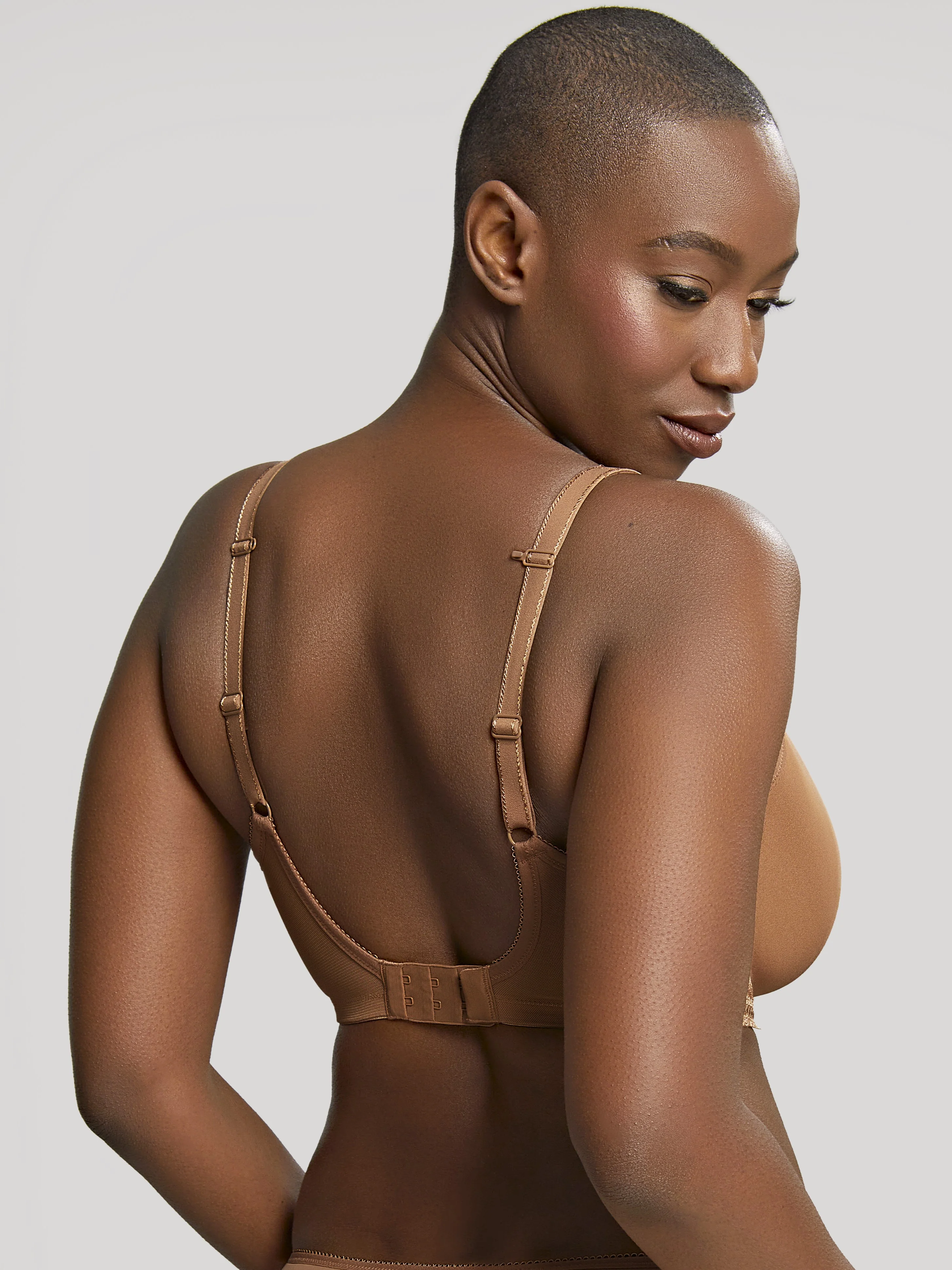 Cari molded spacer - Image 10