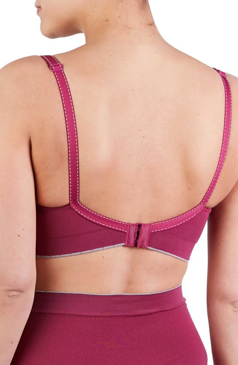 Illusion nursing - Image 3